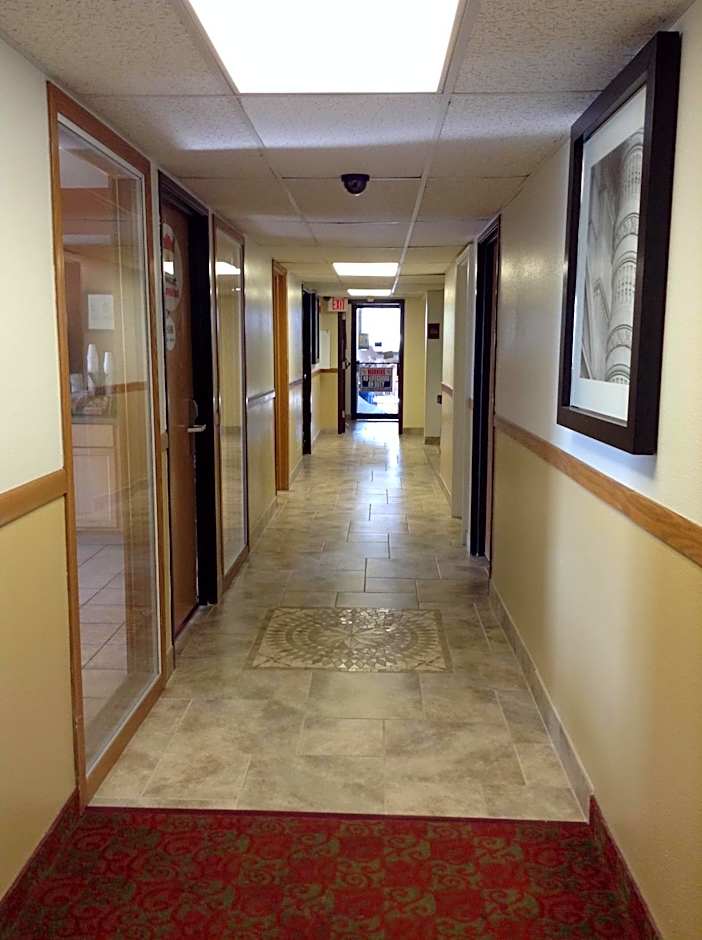 Western Inn & Suite Grinnell IA