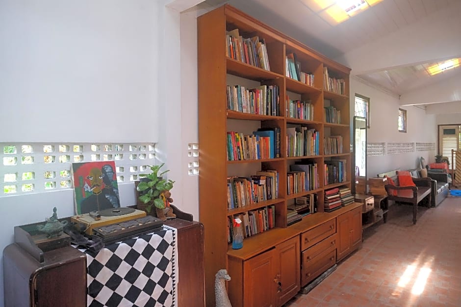 RedDoorz @ Griya Cemara Homestay Yogyakarta