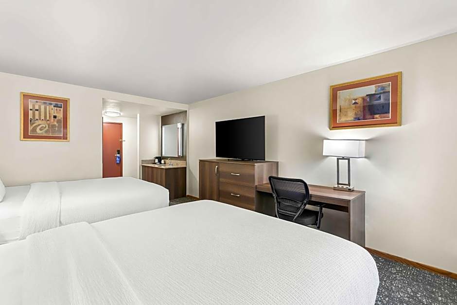 Best Western West Towne Suites