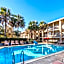 Casa Bella Inn & Suites