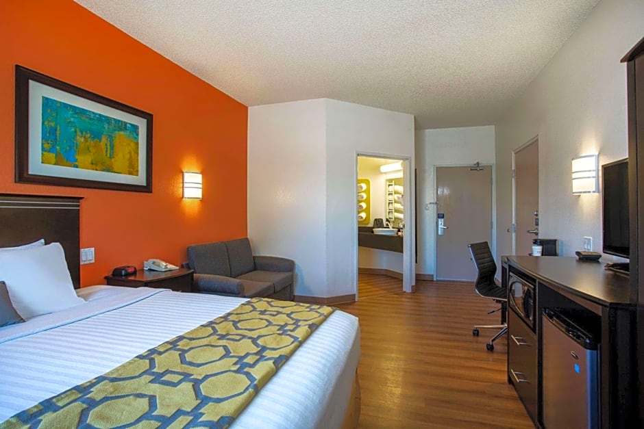 Baymont Inn & Suites Sheridan
