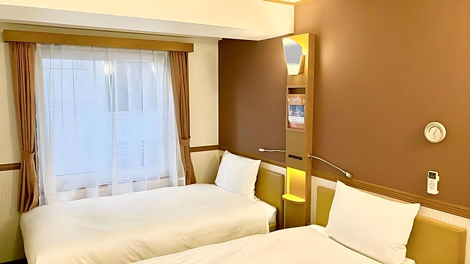 Toyoko Inn Kawasaki Ekimae Shiyakusho-Dori