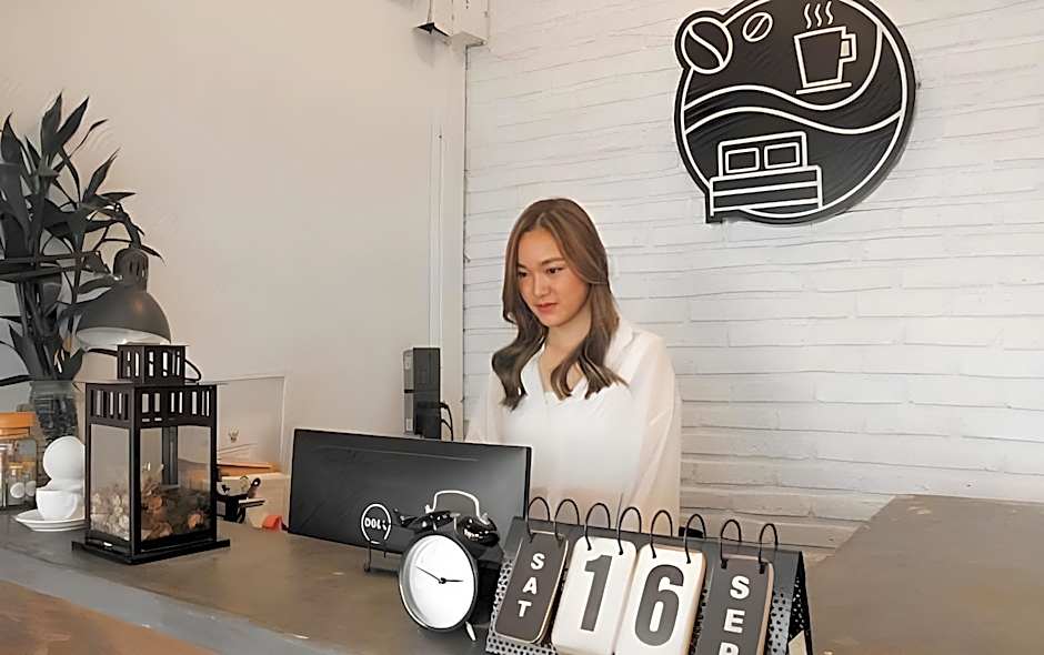 Petra Poshtel Donmuang