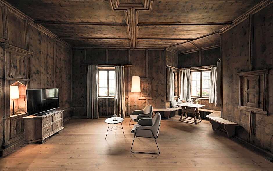 Ansitz Heufler by Norbert Niederkofler