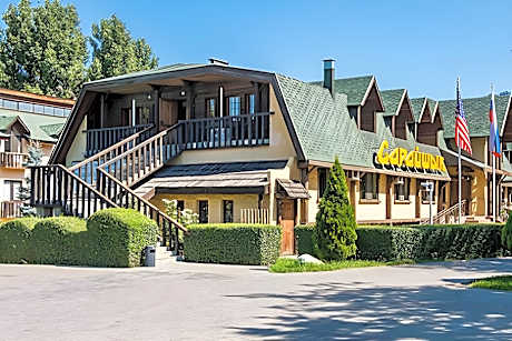 Saraichik Hotel