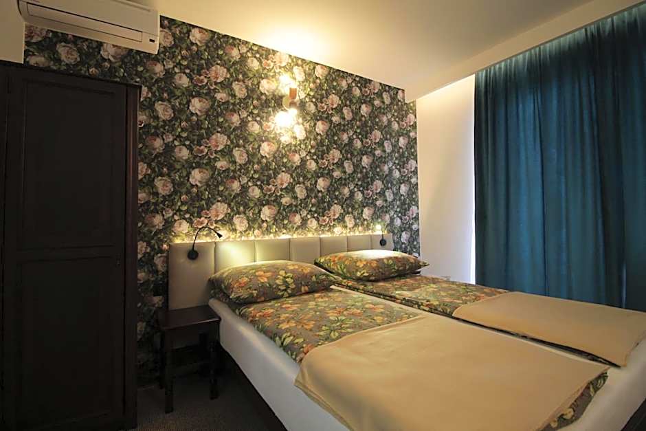 Motel Na Zbójeckiej 24h - MOP S7 Rabka-Zdrój