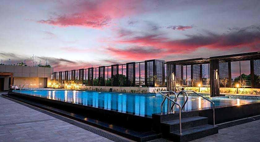 Holiday Inn Lucknow Airport By IHG