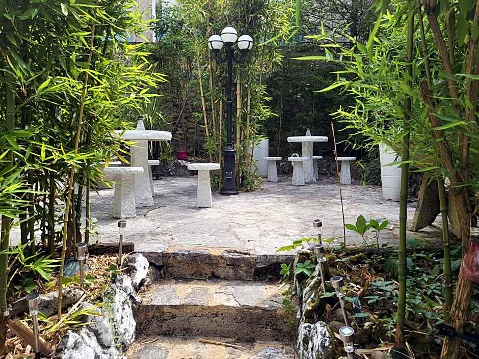 Le Patio De La Dordogne