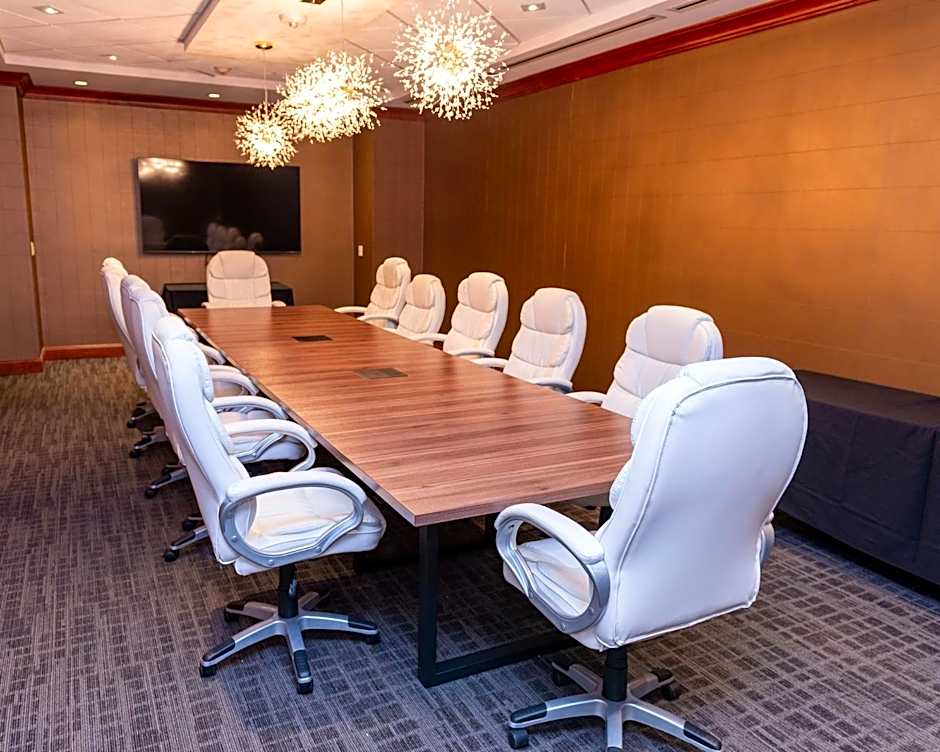 Holiday Inn Plainview-Long Island By IHG
