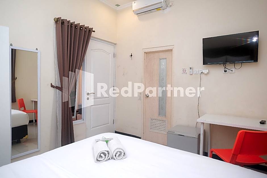 Griya Loka 2 Syariah Near Simpang Lima Mitra RedDoorz