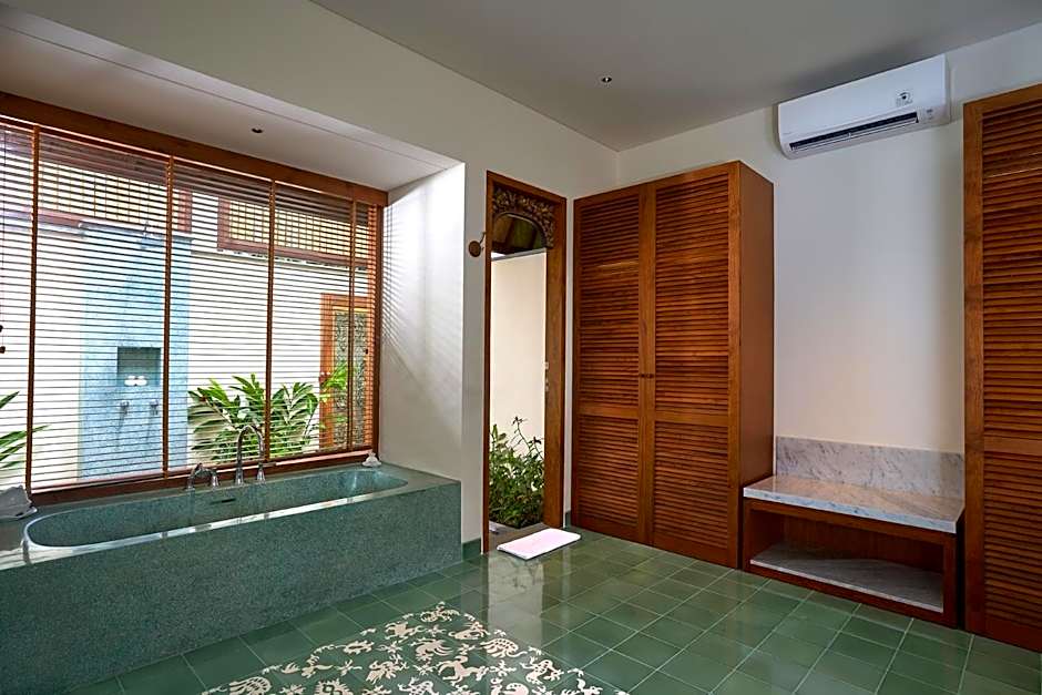 Tandjung Sari Hotel