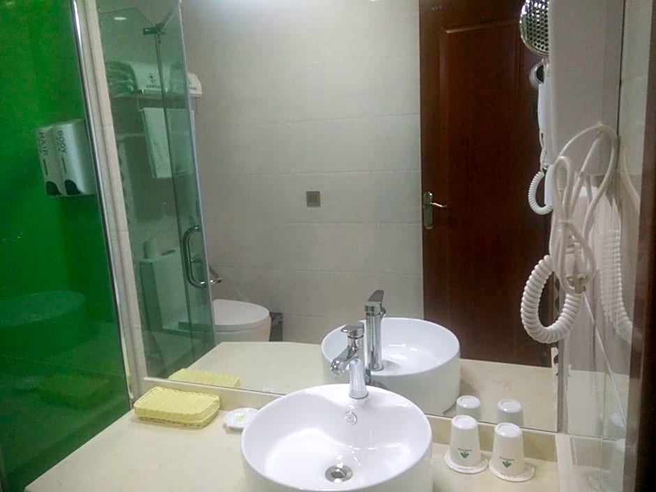 GreenTree Inn Xining Chengdong District Huangguang Yiwu Trade City Express Hotel