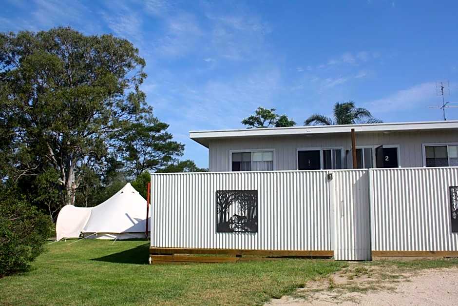 Top of the Lake Holiday Units