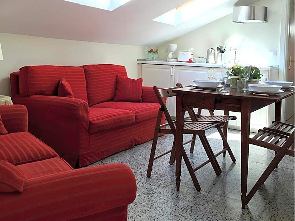 Varenna Garden Apartment