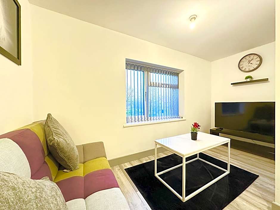 Lilypad Suite - Near NEC Centre, BHX airport, HS2 & Resort World