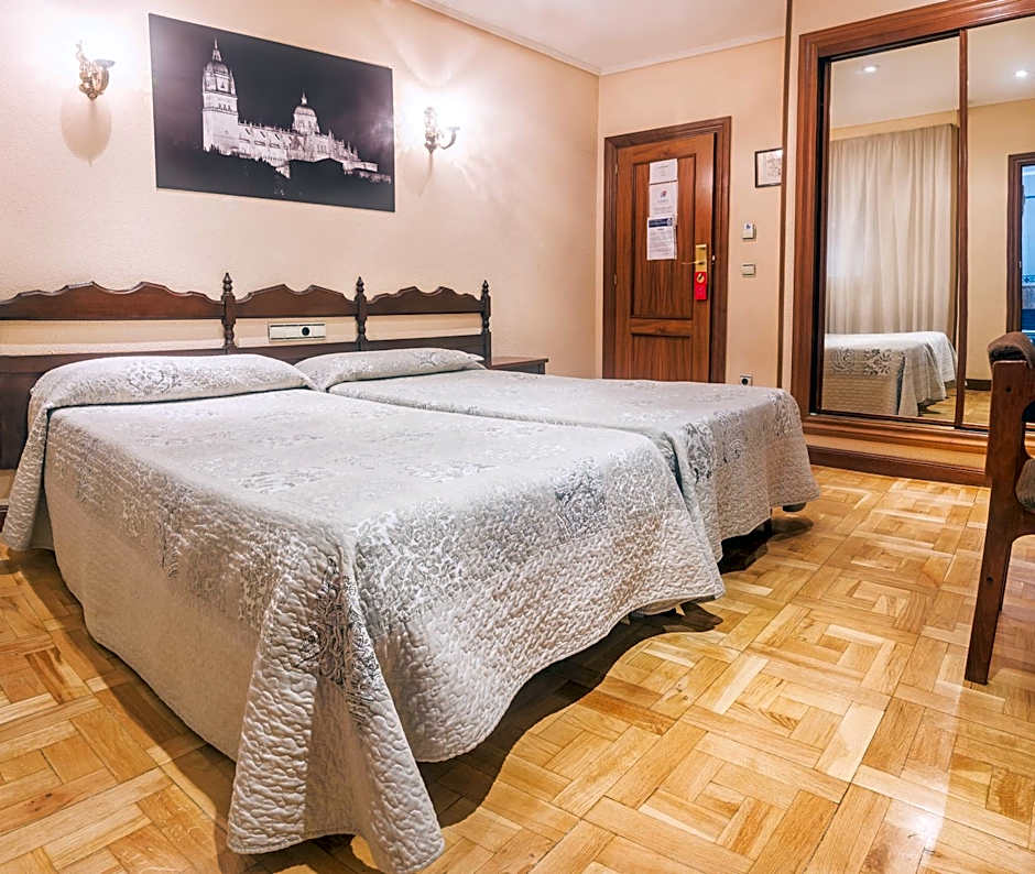 Hotel Residencia Castellano I