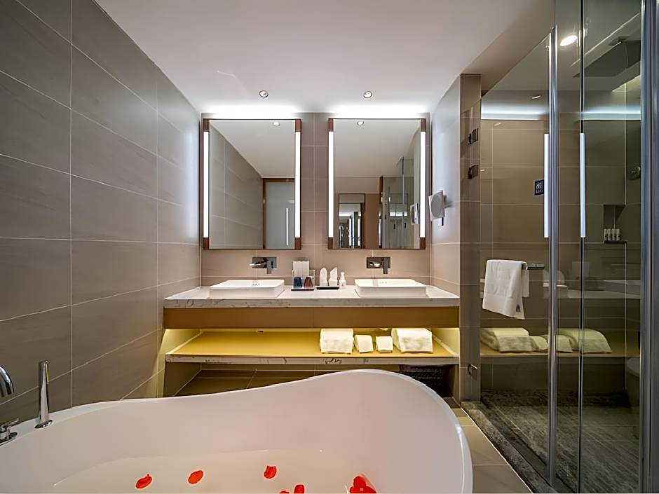 Lavande Hotel Anshan City Center