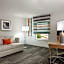 Hampton Inn & Suites Atlanta Buckhead Place