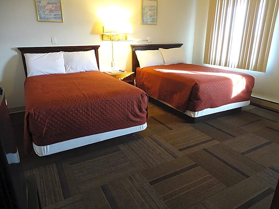 PRAIRIE WINDs MOTEL CARTHAGE
