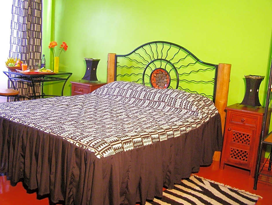 Khweza Bed and Breakfast