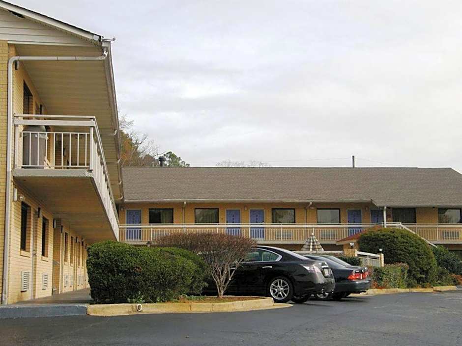 Rodeway Inn Jonesboro - Atlanta South
