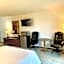 Bridge Inn Tomahawk -1st Floor, 2 Queen Size Bed, Walkout, River View
