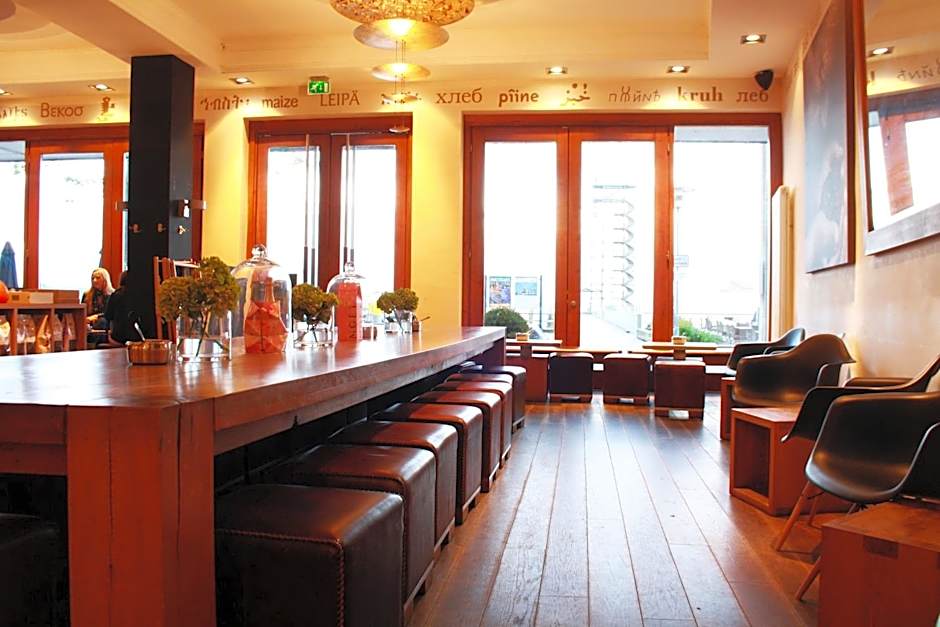 aika seaside living hotel