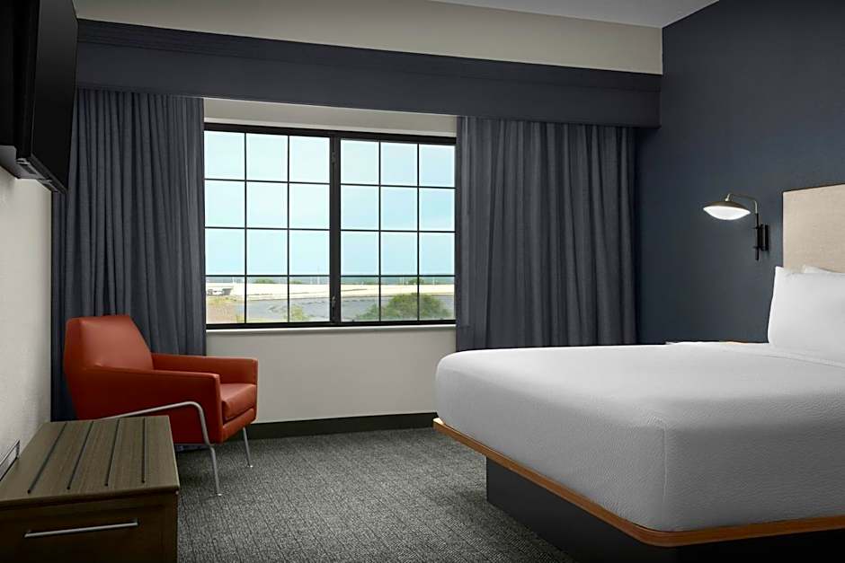 Courtyard by Marriott Pensacola Downtown