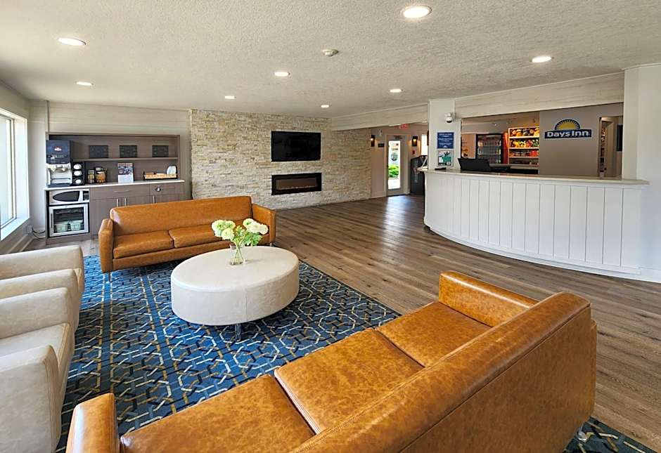 Days Inn by Wyndham Kelowna