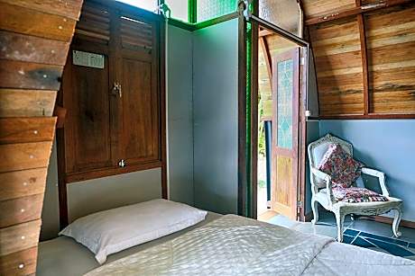 Bungalow - Beach Front