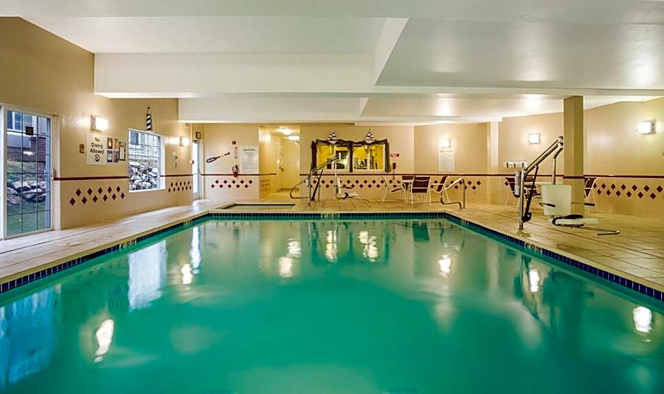 Holiday Inn Express Layton - I-15 By IHG