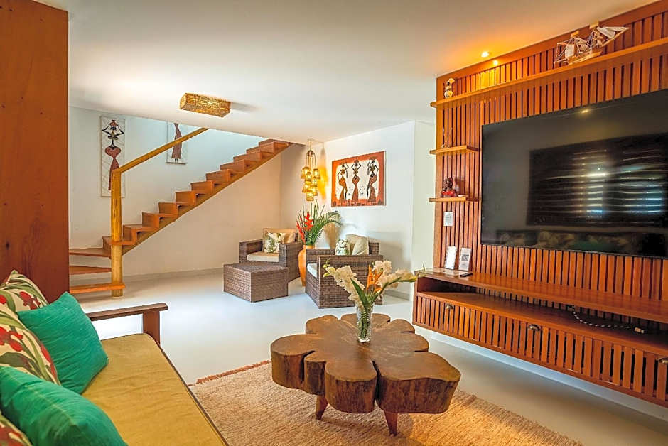 Casa Espaçosa com Piscina e Sauna Privativa! 6 Suítes!