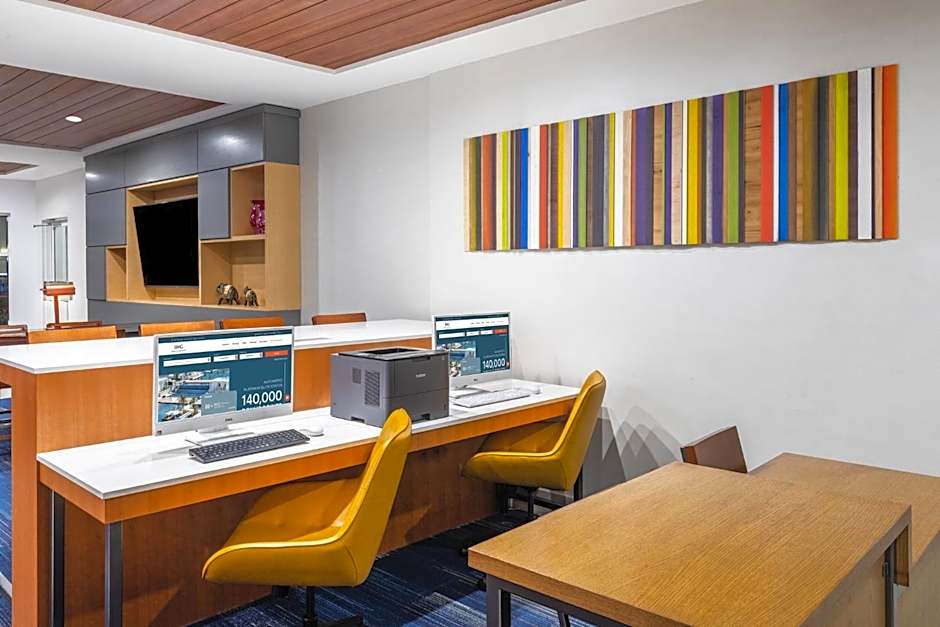 Holiday Inn Express & Suites Houston Space Ctr-Clear Lake By IHG