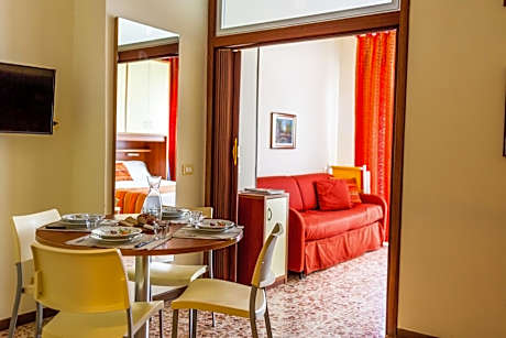 One-Bedroom Apartment no sea view