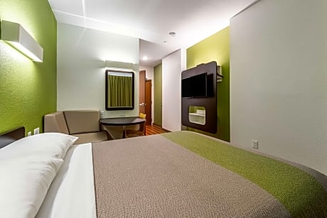 1 Queen Bed | Non-Smoking