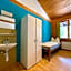 Alpine Base Hostel - Adults only