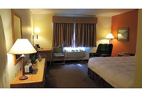 1 King Bed | Mob Acc RI Shwr Nsmk Micfridg