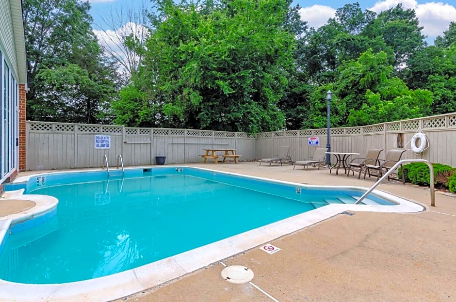 Best Western Plus Inn at Hunt Ridge
