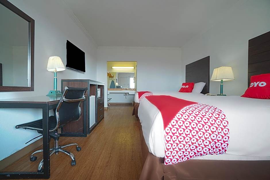 OYO Hotel Kingsville - Hwy 77