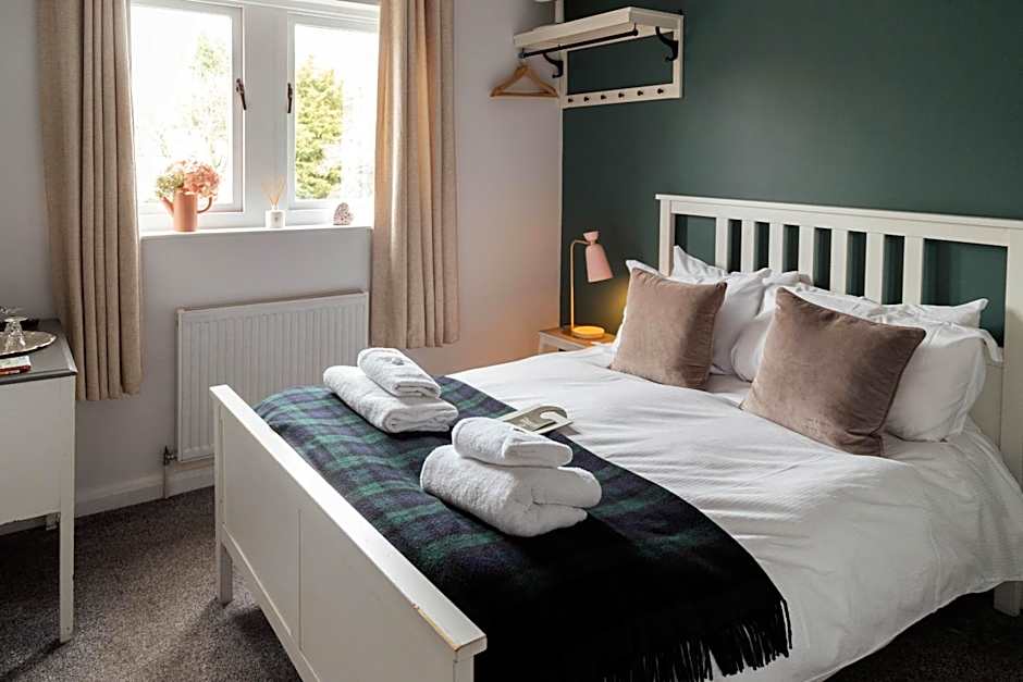 Photo 1 of 7 of Small Double Room