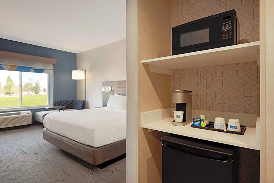 Holiday Inn Express & Suites - Yuba City - Marysville By IHG