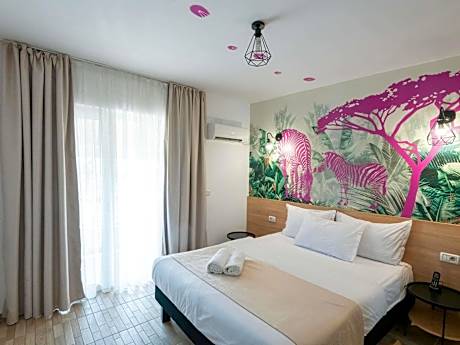 Superior Queen Suite with Sofa Bed