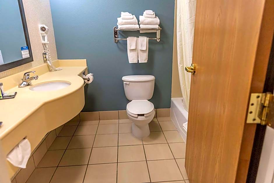 Sleep Inn & Suites Evansville