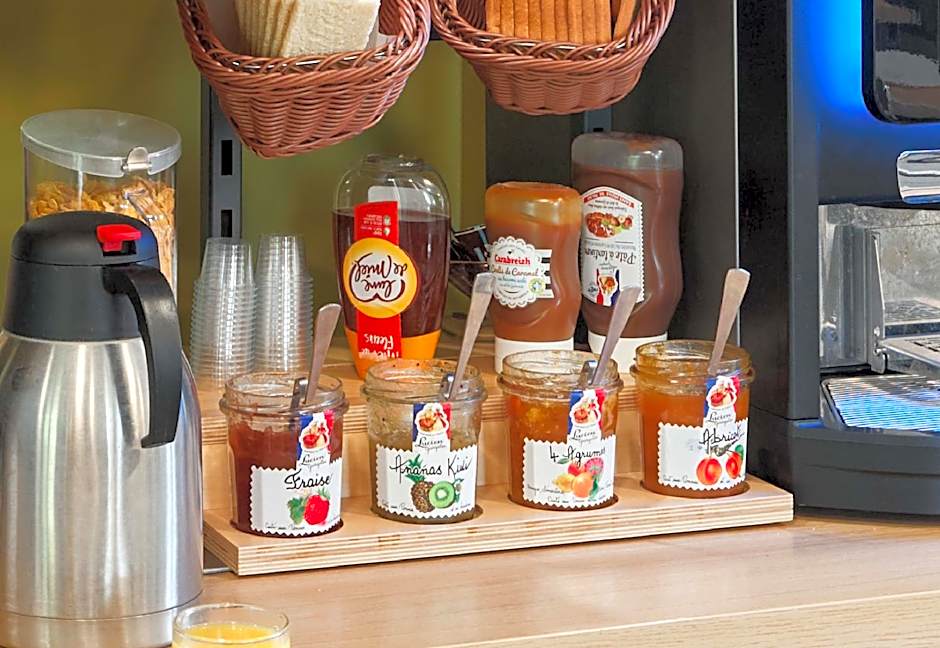 B&B HOTEL Evry Lisses 1