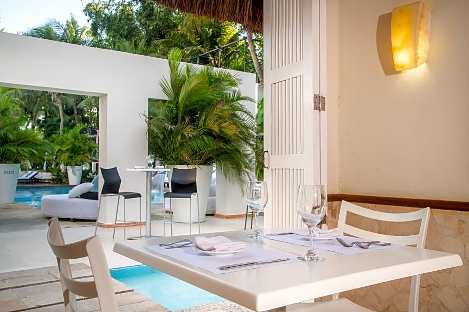 Oh! The Urban Oasis - Adults only