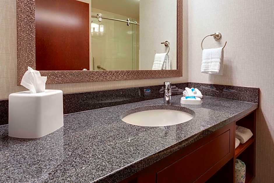 Drury Plaza Hotel Columbia East