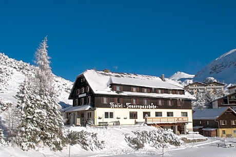 Hotel Tauernpasshöhe