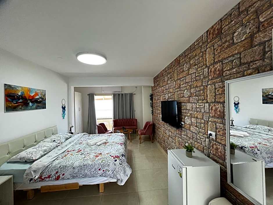 Photo 1 of 11 of Family Suite
