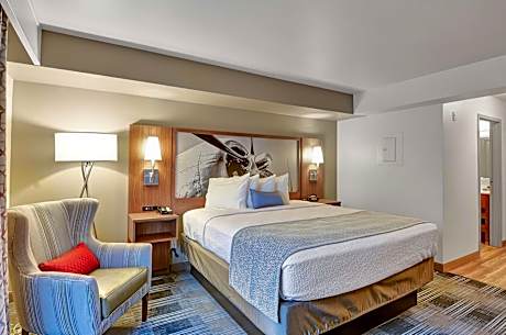 King Room with Kitchenette - Non-Smoking