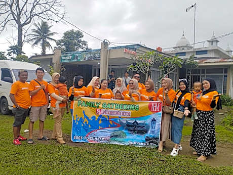 EXPRESS O 92070 Mando Homestay Syariah Near KANTOR LURAH Bukik Apik Puhun